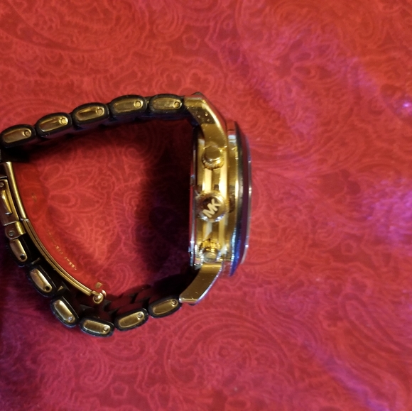 Authentic Michael Kors - Picture 9 of 16